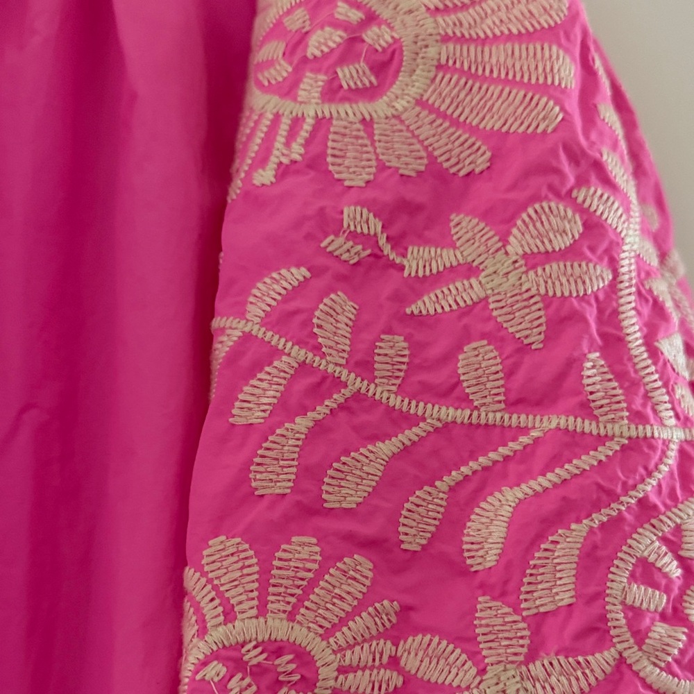Hot Pink Embroidered Puff-Sleeve Blouse - Picture 3 of 10